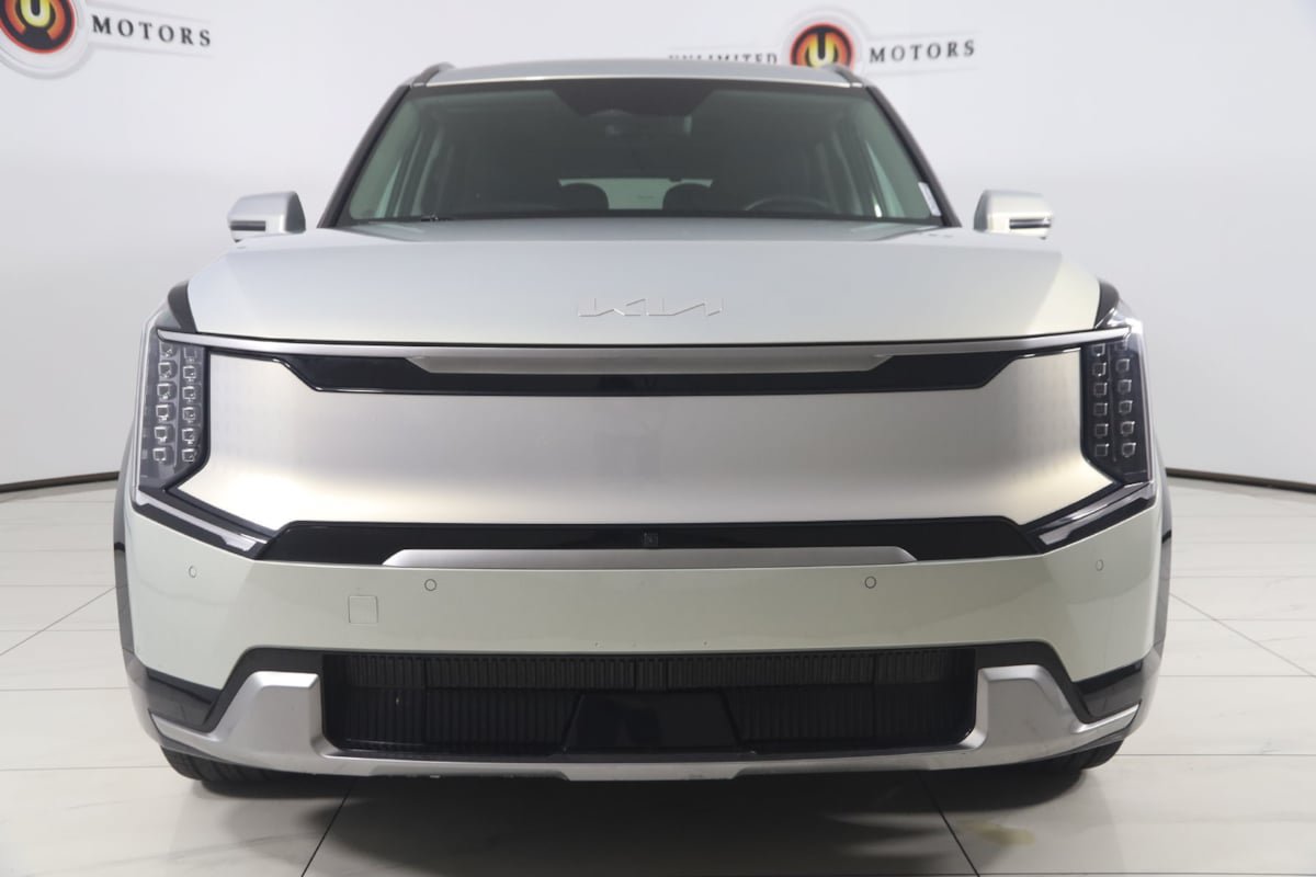 Used 2024 Kia EV9 Land AWD/4WD image 53