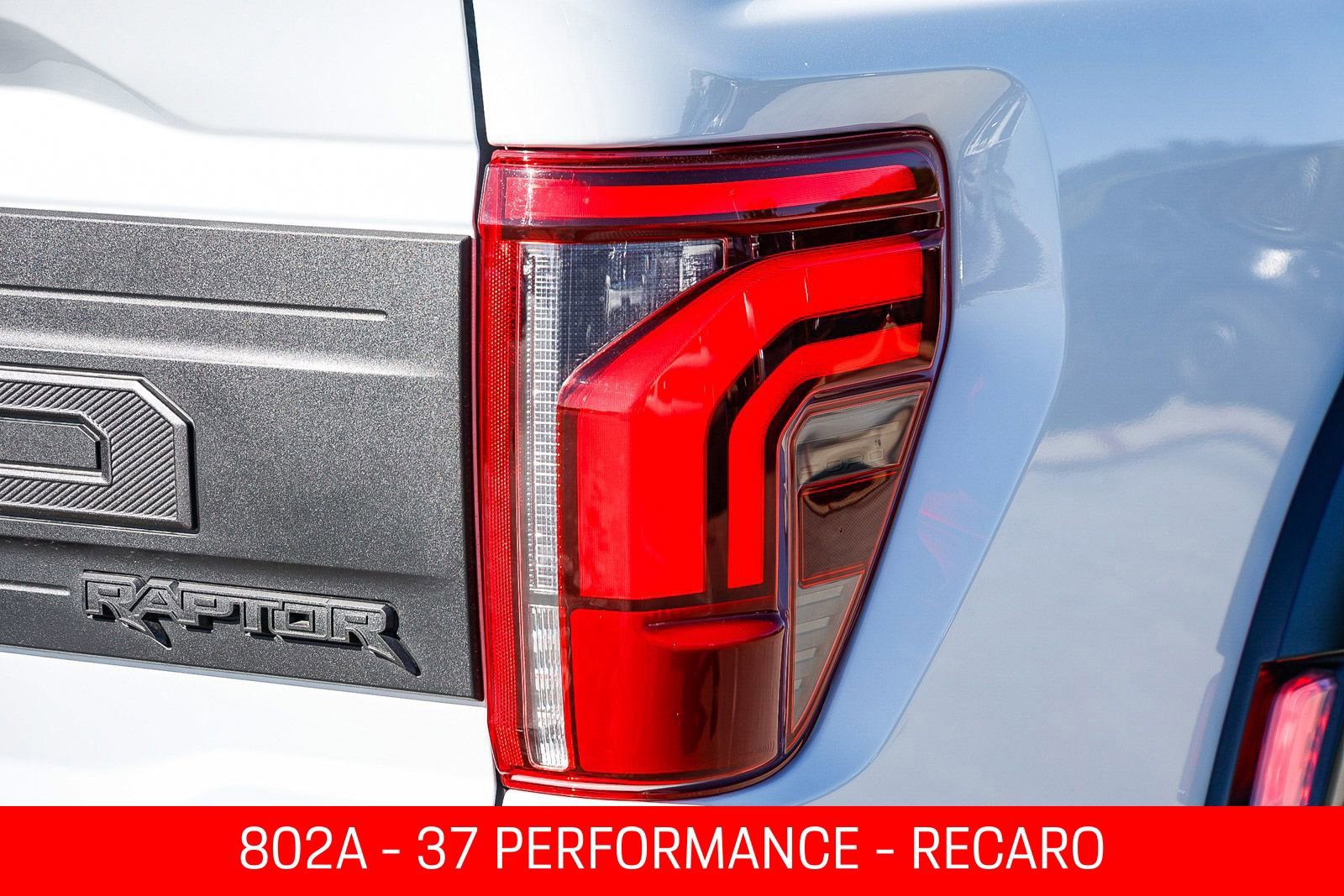 Used 2025 Ford F150 Raptor AWD/4WD image 8