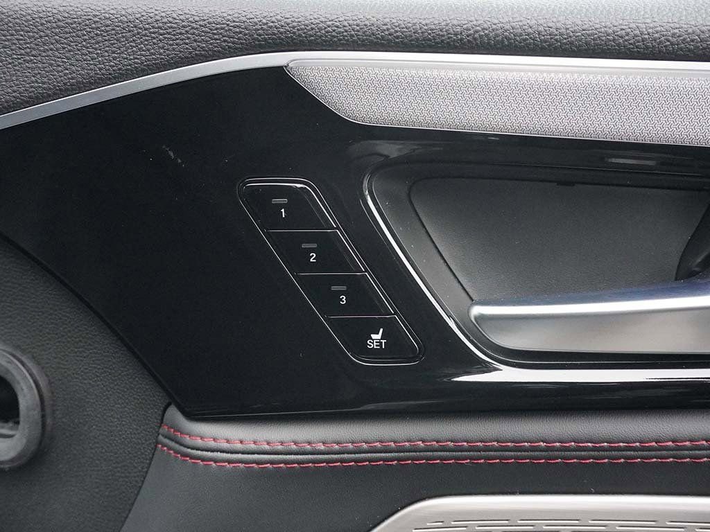 Used 2023 Acura MDX A-Spec image 36