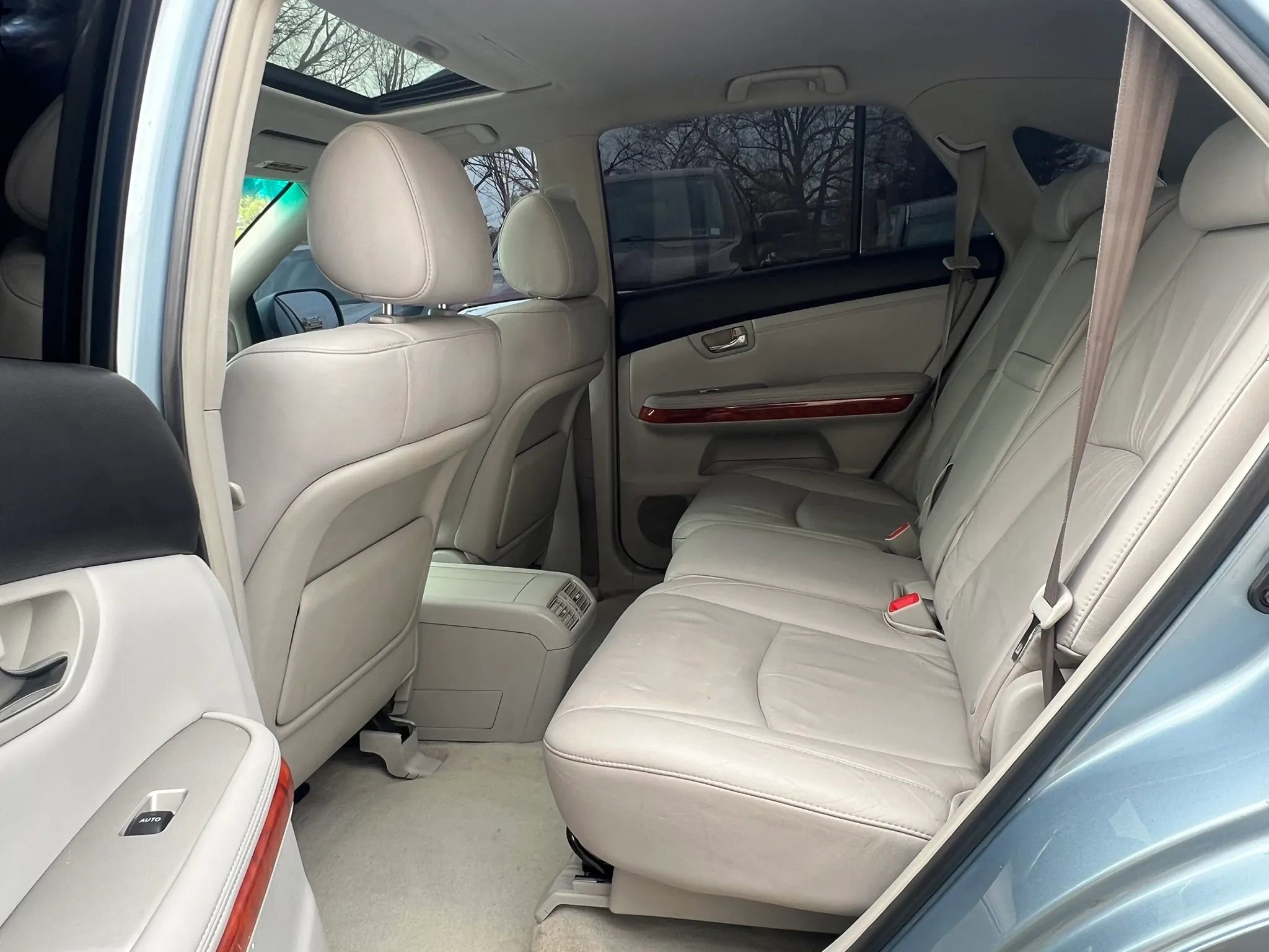 Used 2005 Lexus RX 330 AWD image 25