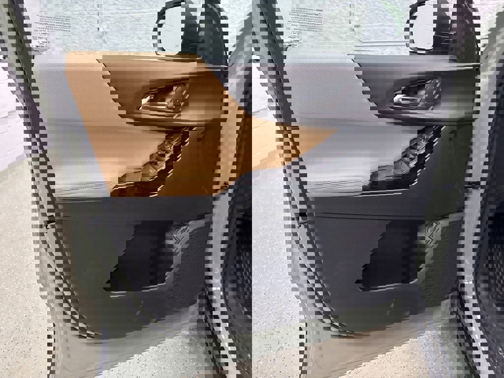 New 2026 Chevrolet Equinox ACTIV w/ Convenience Package III image 13