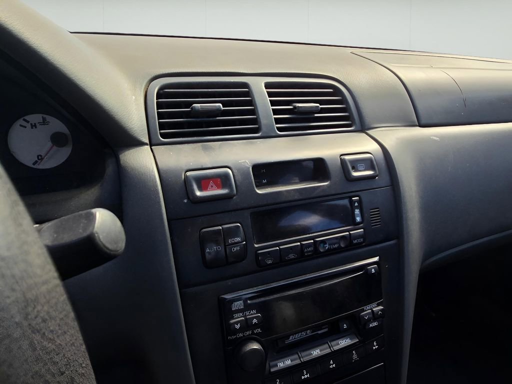 Used 1999 Nissan Maxima image 24
