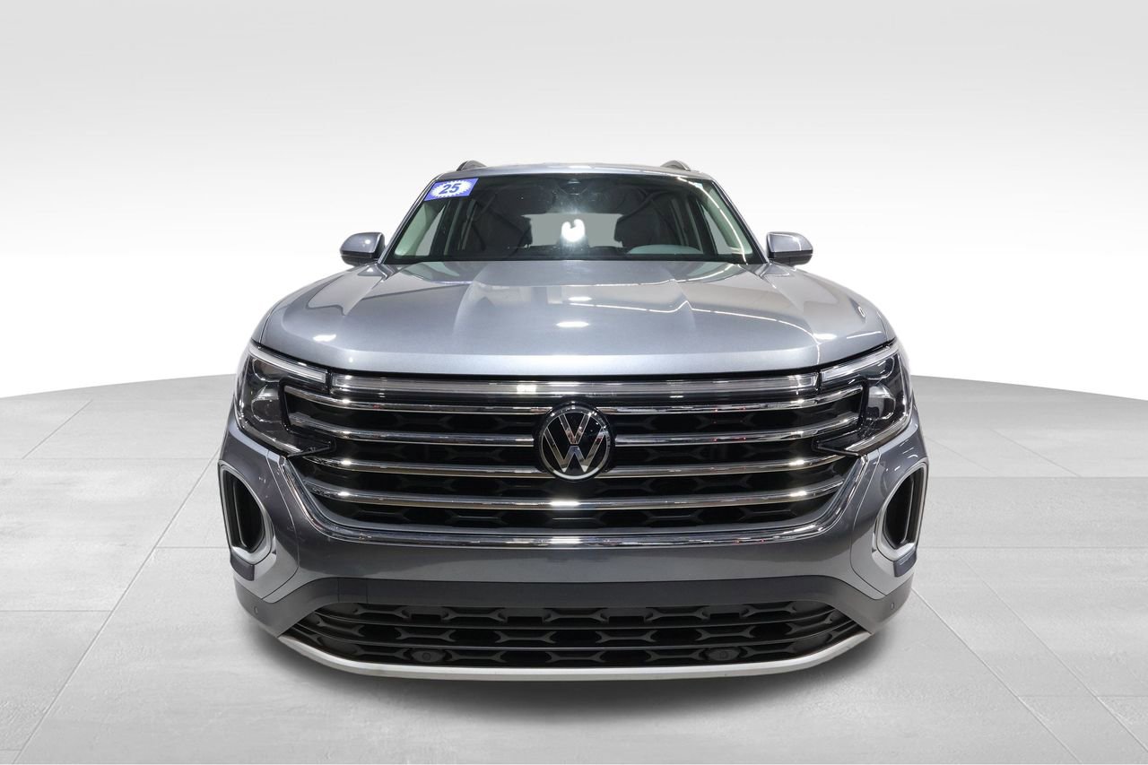 Used 2025 Volkswagen Atlas SE image 7