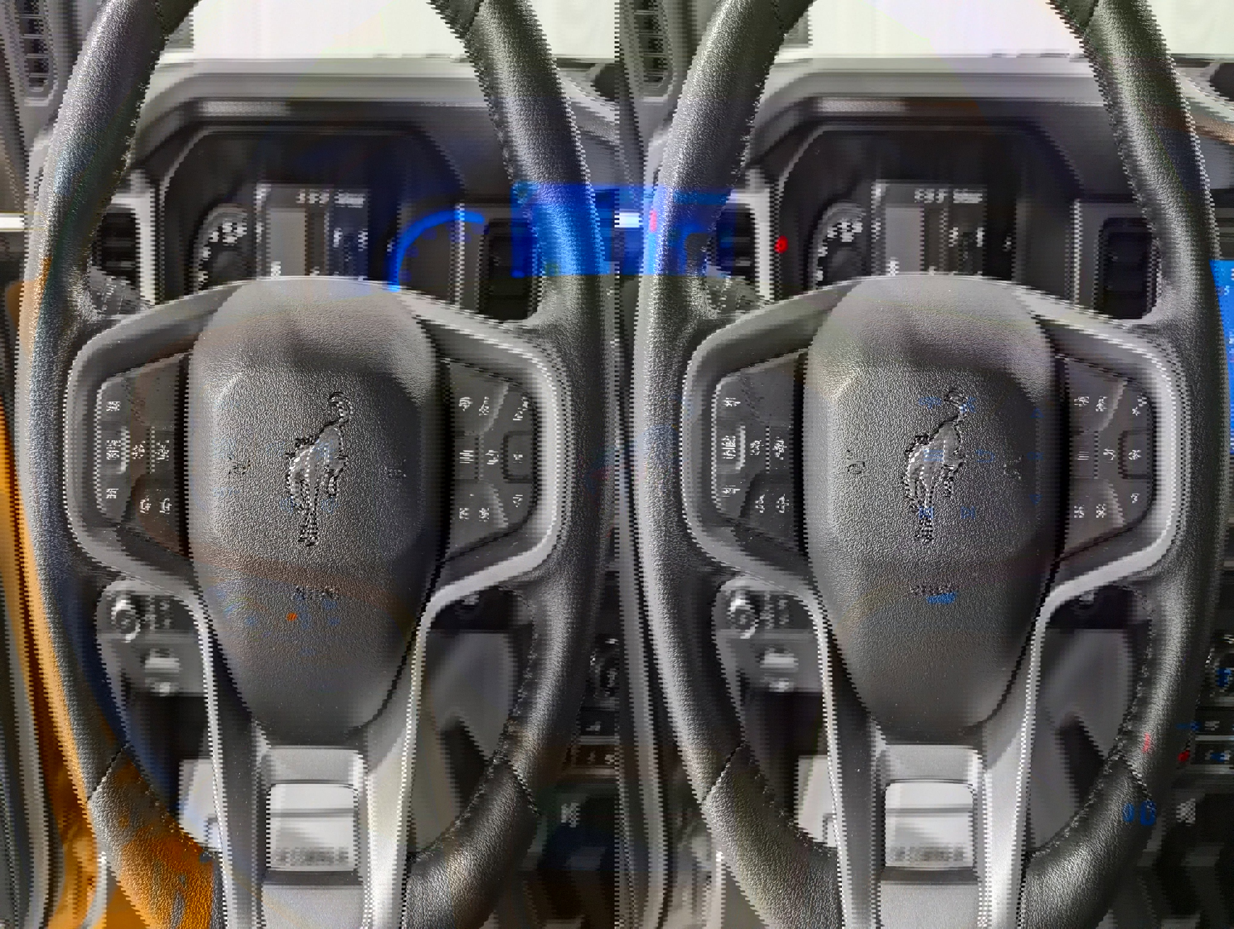 Used 2021 Ford Bronco Outer Banks image 14