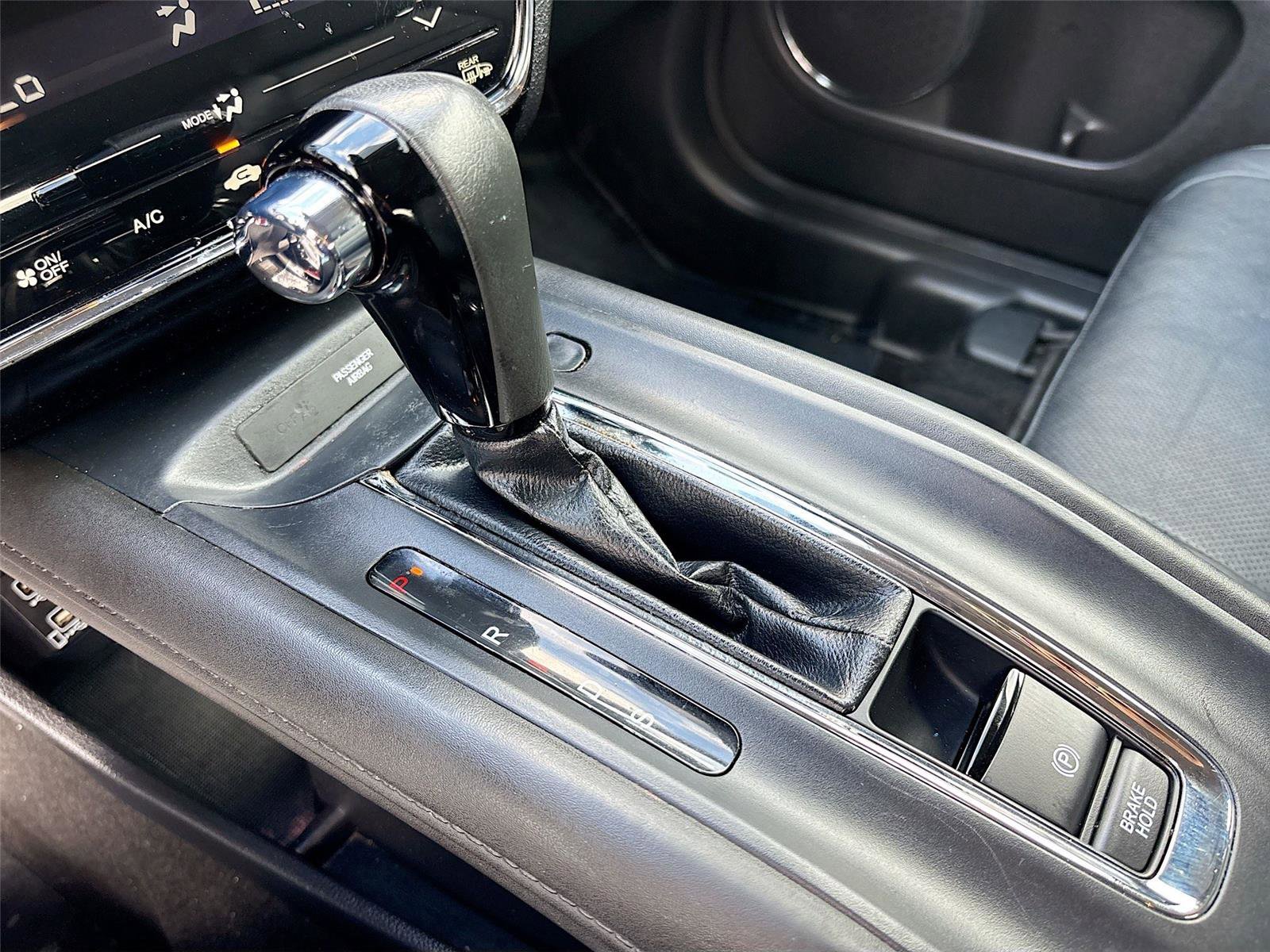 Used 2022 Honda HR-V EX-L image 16