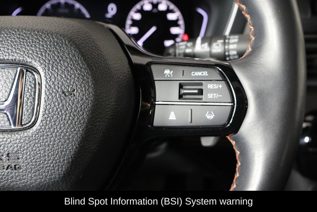Used 2024 Honda Pilot TrailSport image 10
