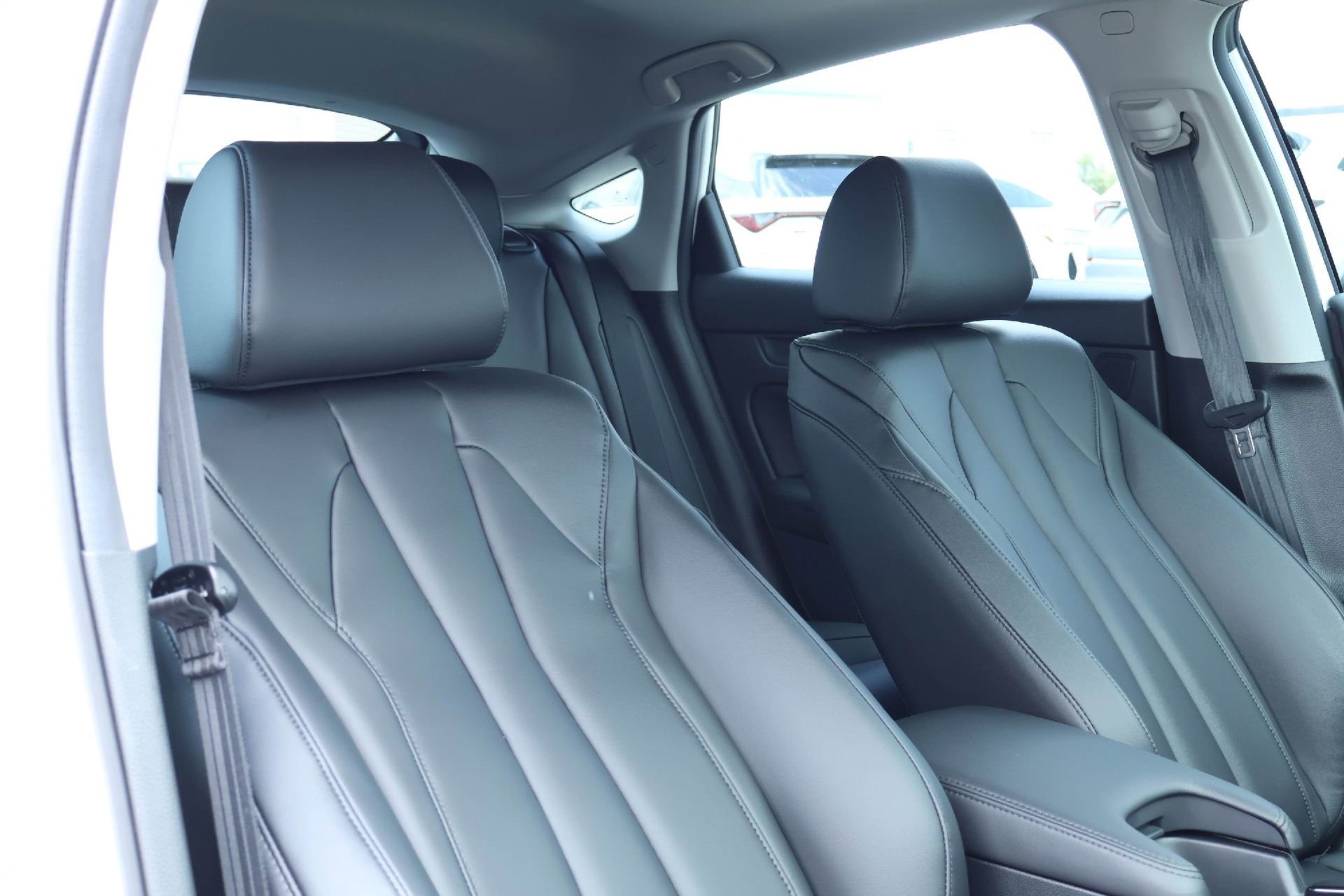 Certified 2026 Acura Integra FWD image 14