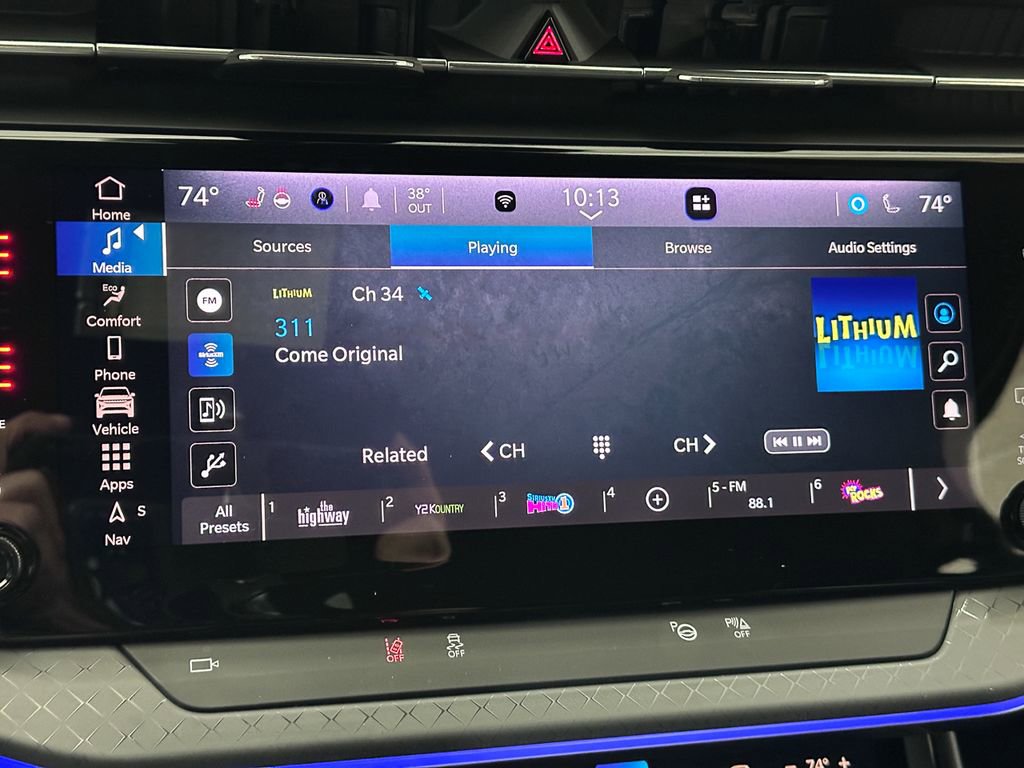 Used 2025 Jeep Wagoneer S Limited image 47