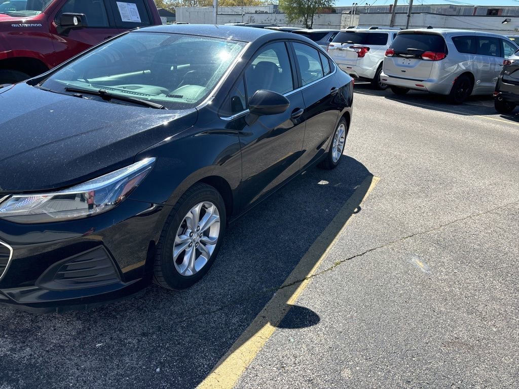 Used 2019 Chevrolet Cruze LT w/ LT Fleet Convenience Package FWD image 7