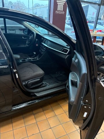 Used 2019 Kia Optima LX image 29