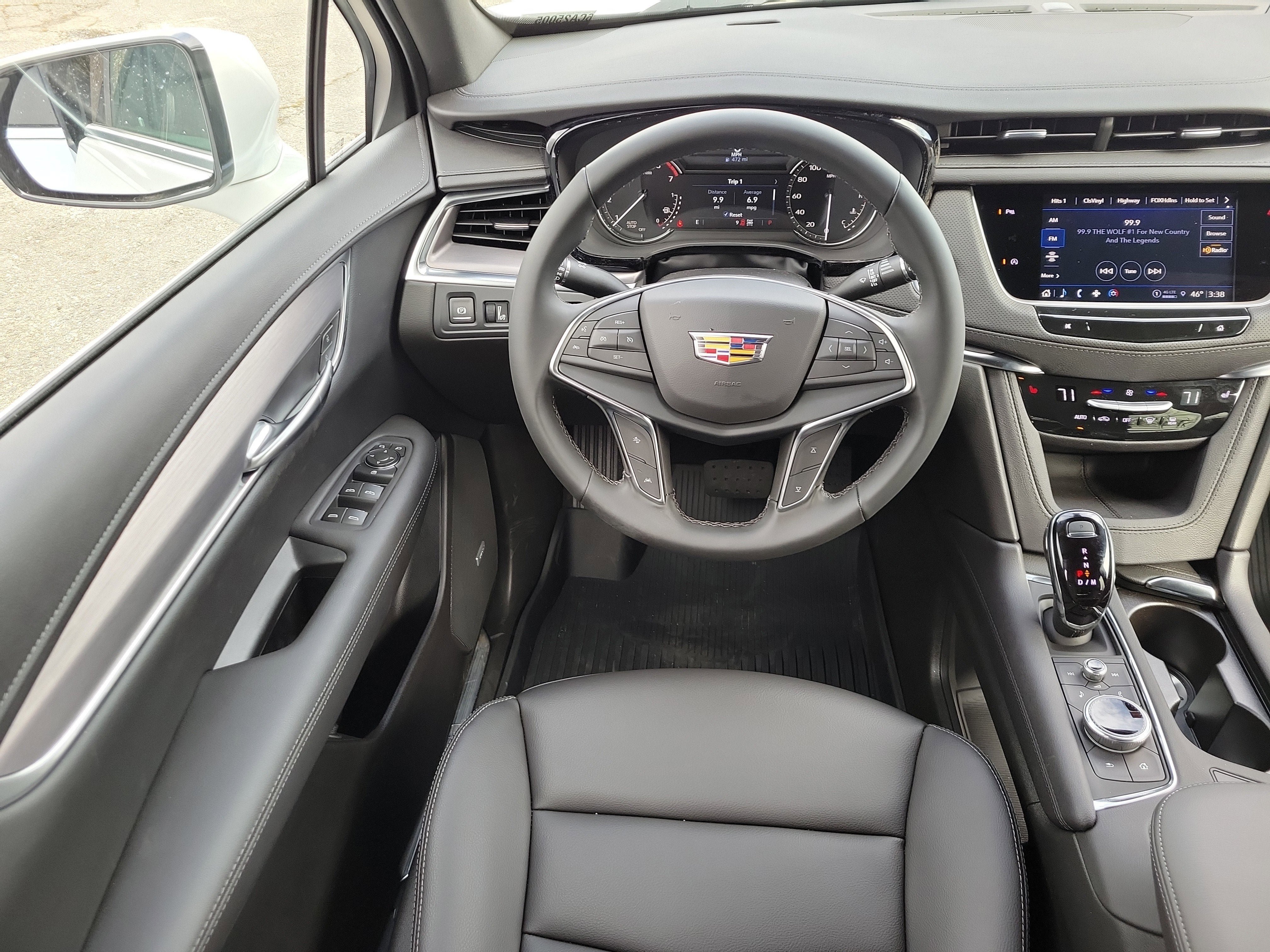 New 2026 Cadillac XT5 Luxury w/ LPO, Floor Liner Package AWD/4WD image 19