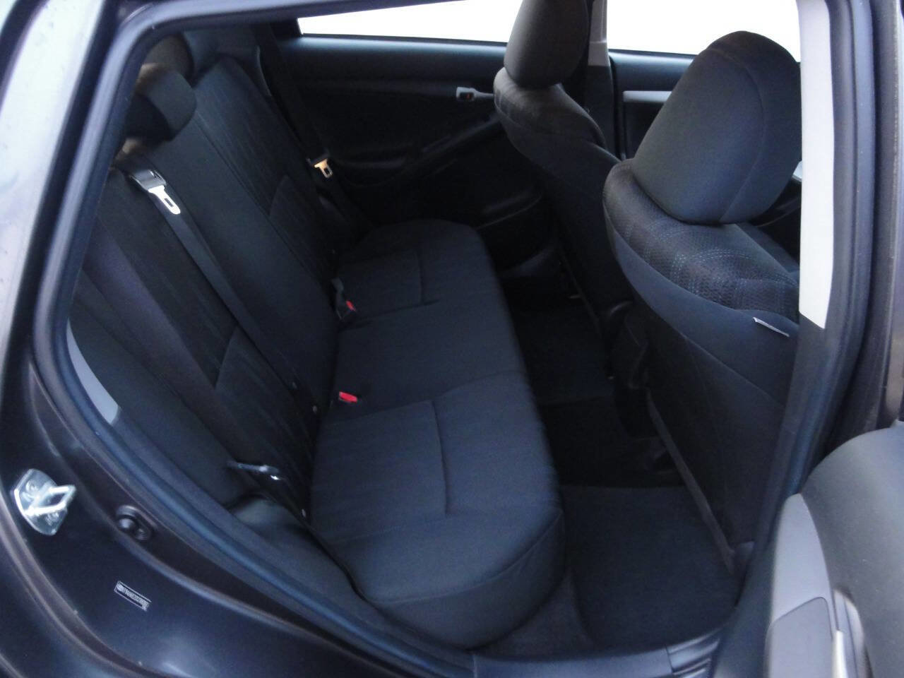 Used 2012 Toyota Matrix L image 19