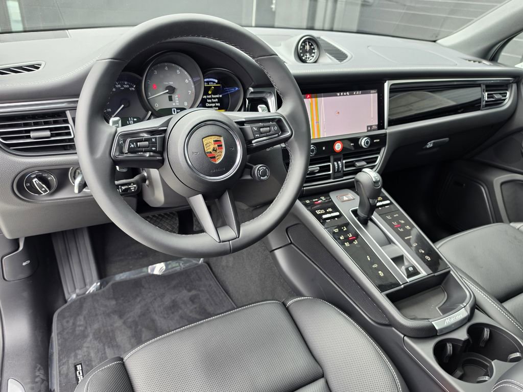 New 2026 Porsche Macan S AWD/4WD image 4