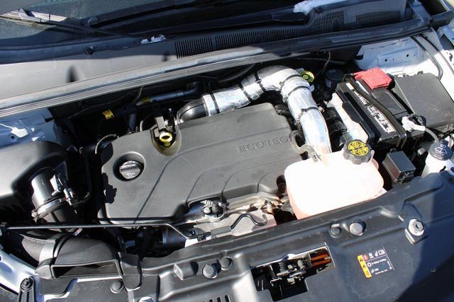 Used 2022 Chevrolet Trax LT w/ LT Convenience Package image 13