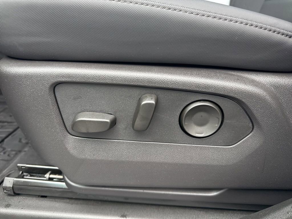 Used 2024 GMC Hummer EV 3X w/ Omega Edition image 10