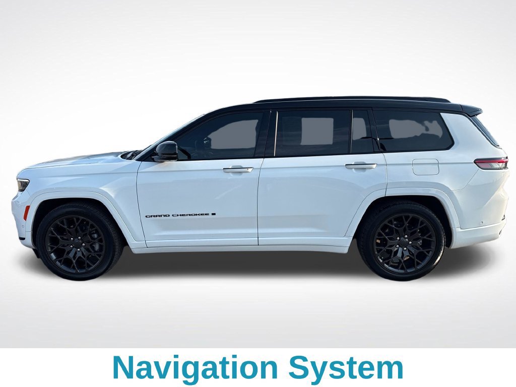 Used 2024 Jeep Grand Cherokee L Summit AWD/4WD image 3