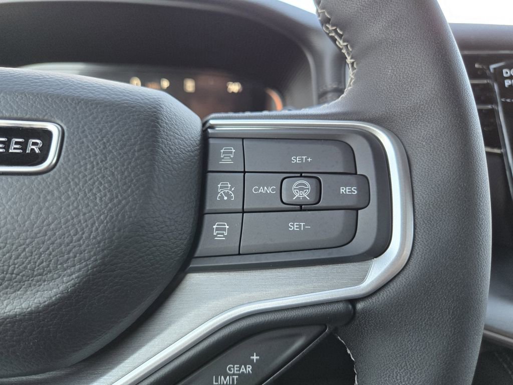 New 2026 Jeep Grand Wagoneer L Limited image 16