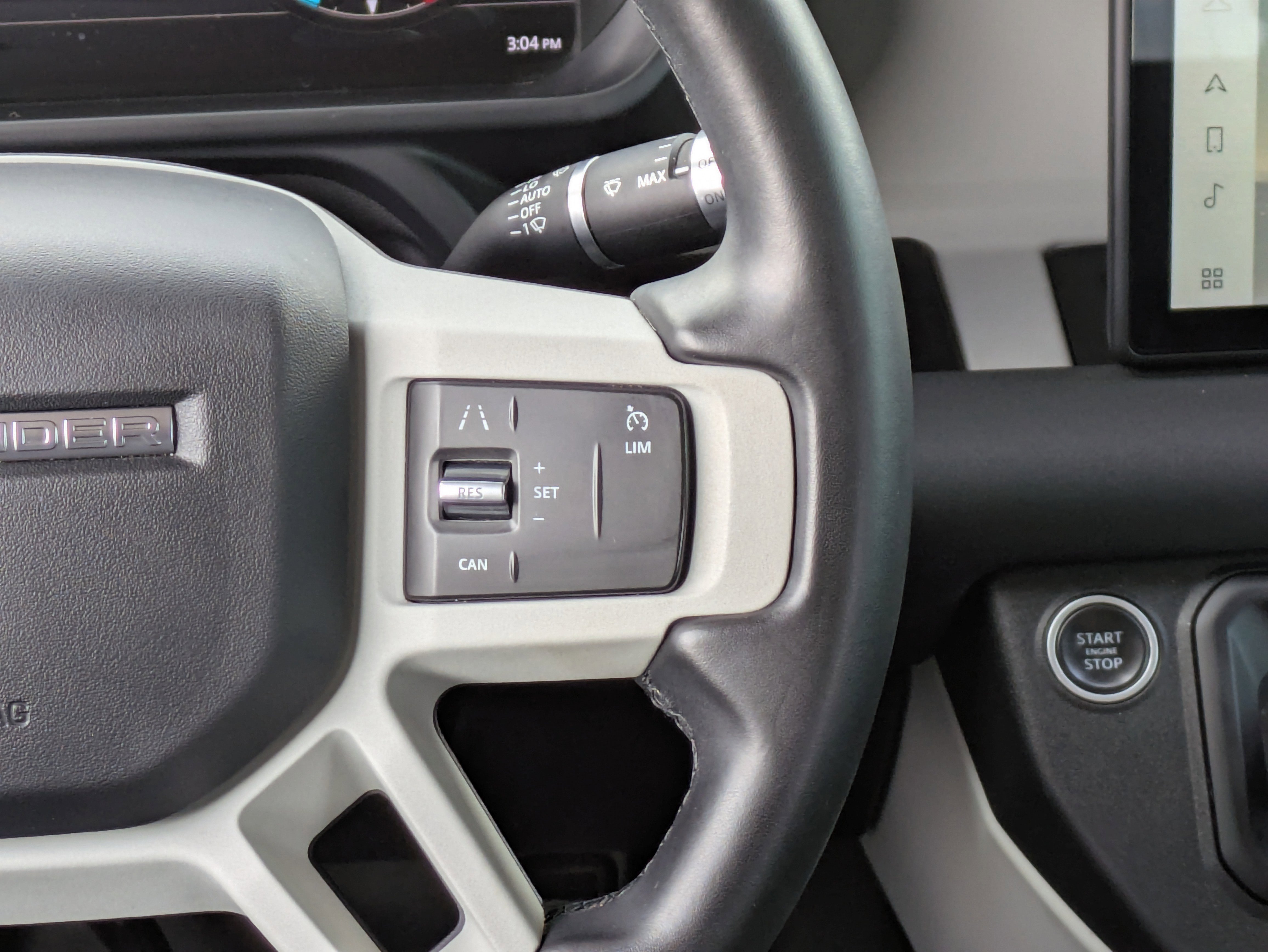 Used 2020 Land Rover Defender 110 SE image 22