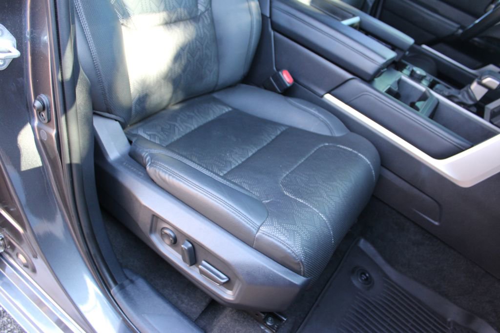 Used 2022 Toyota Tundra Limited image 23