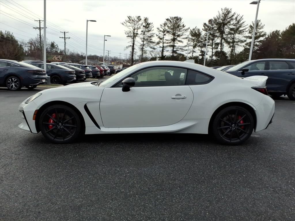 New 2025 Toyota GR86 Premium w/ Performance Package image 6