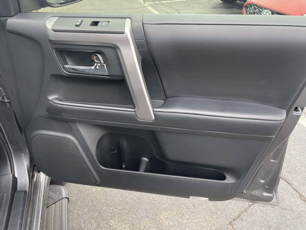 Used 2023 Toyota 4Runner Limited image 47