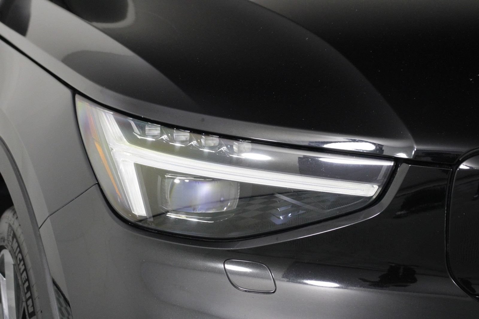 Certified 2023 Volvo C40 P8 Recharge Ultimate w/ Protection Package Premier AWD/4WD image 24