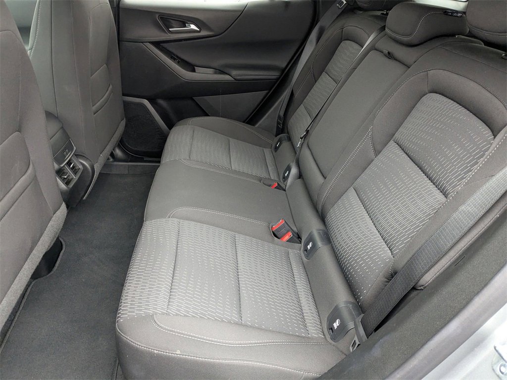 Used 2025 Chevrolet Equinox LT image 28
