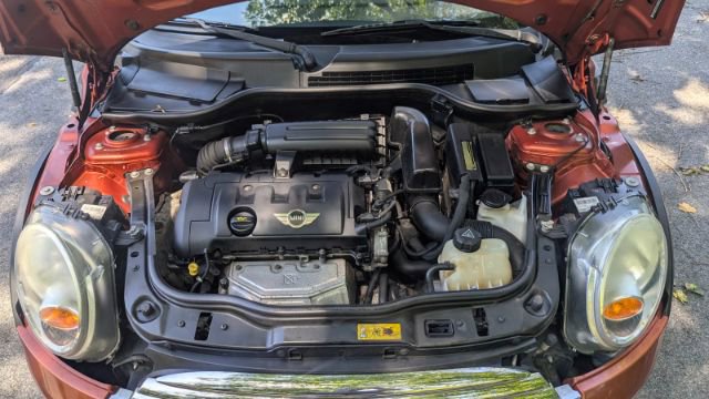 Used 2012 MINI Cooper Convertible FWD image 37