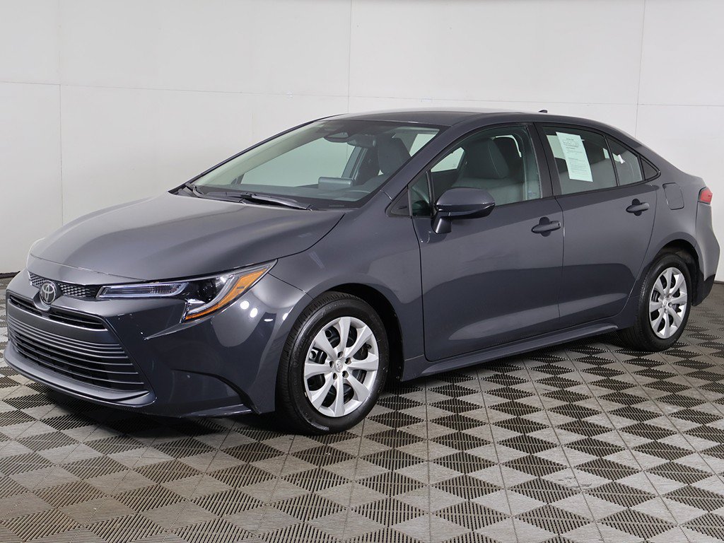 Used 2024 Toyota Corolla LE FWD image 6