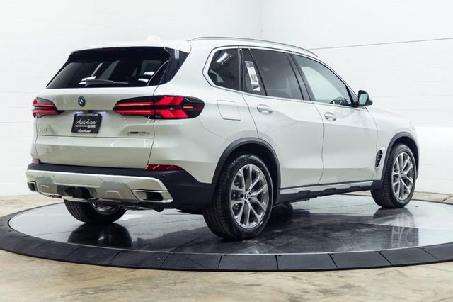 New 2026 BMW X5 xDrive50e image 14