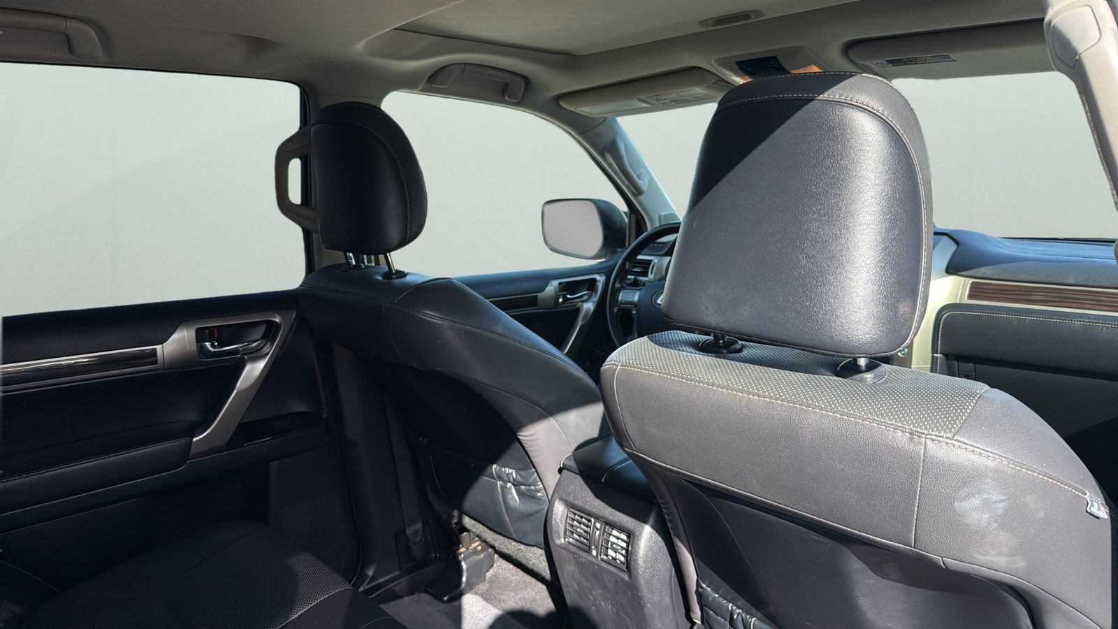 Used 2018 Lexus GX 460 w/ Navigation Package AWD/4WD image 27