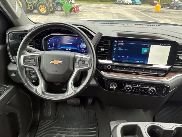 Used 2024 Chevrolet Silverado 1500 LT AWD/4WD image 15