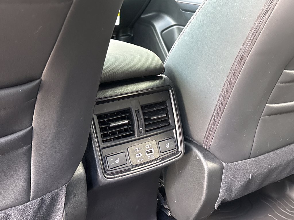 Used 2025 Subaru Forester Touring w/ Popular Package - Touring AWD/4WD image 28