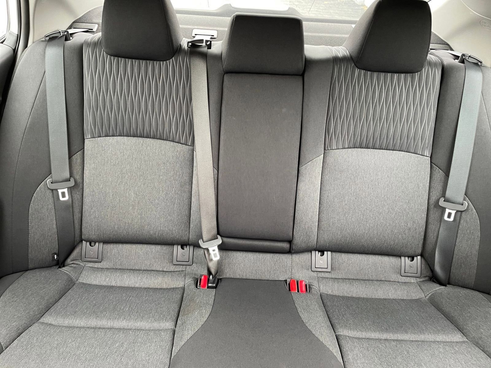 Used 2025 Toyota Camry LE image 37