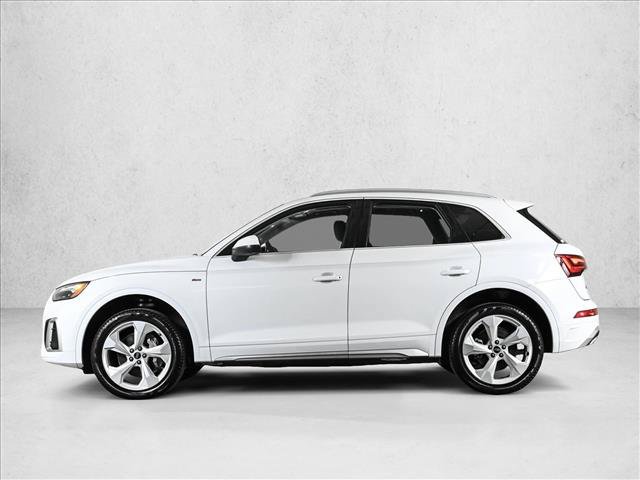 Certified 2025 Audi Q5 2.0T Premium Plus w/ Premium Plus Package AWD/4WD image 9