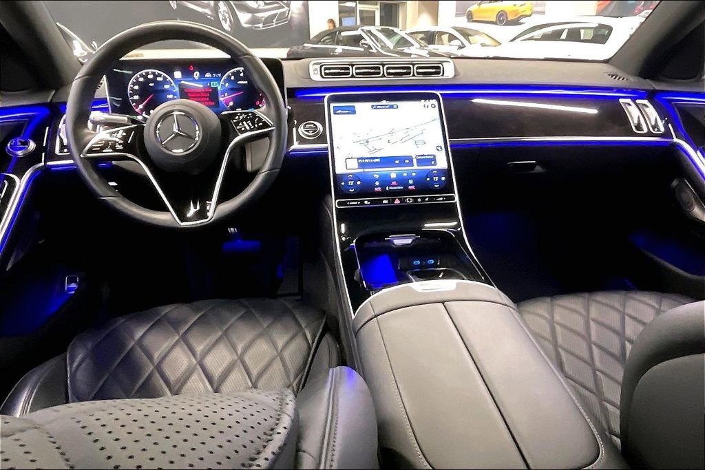 New 2025 Mercedes-Benz S 580 4MATIC Sedan image 5