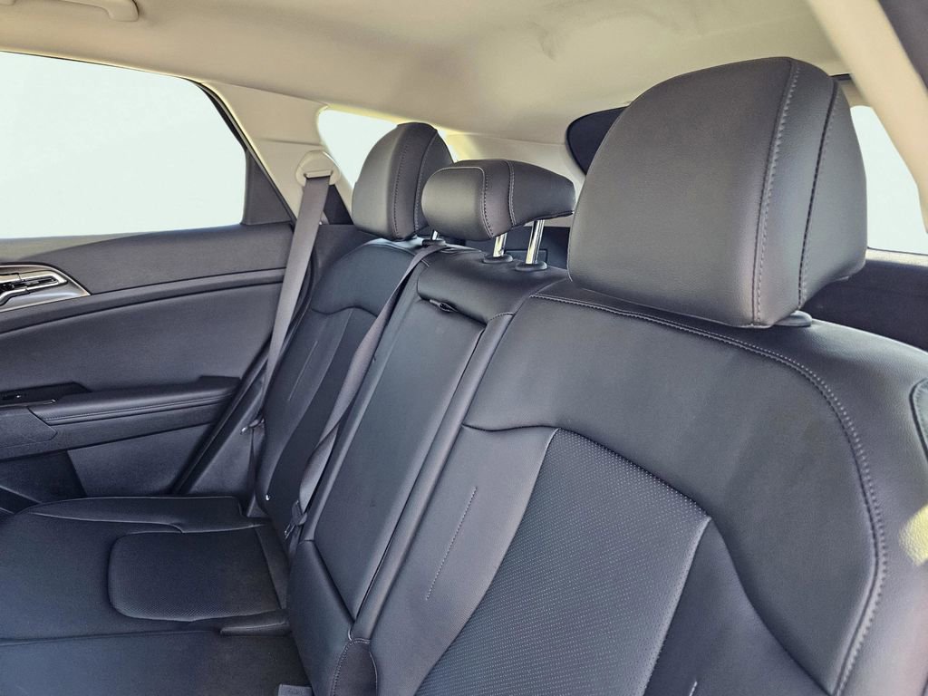 Certified 2024 Kia Sportage EX image 34