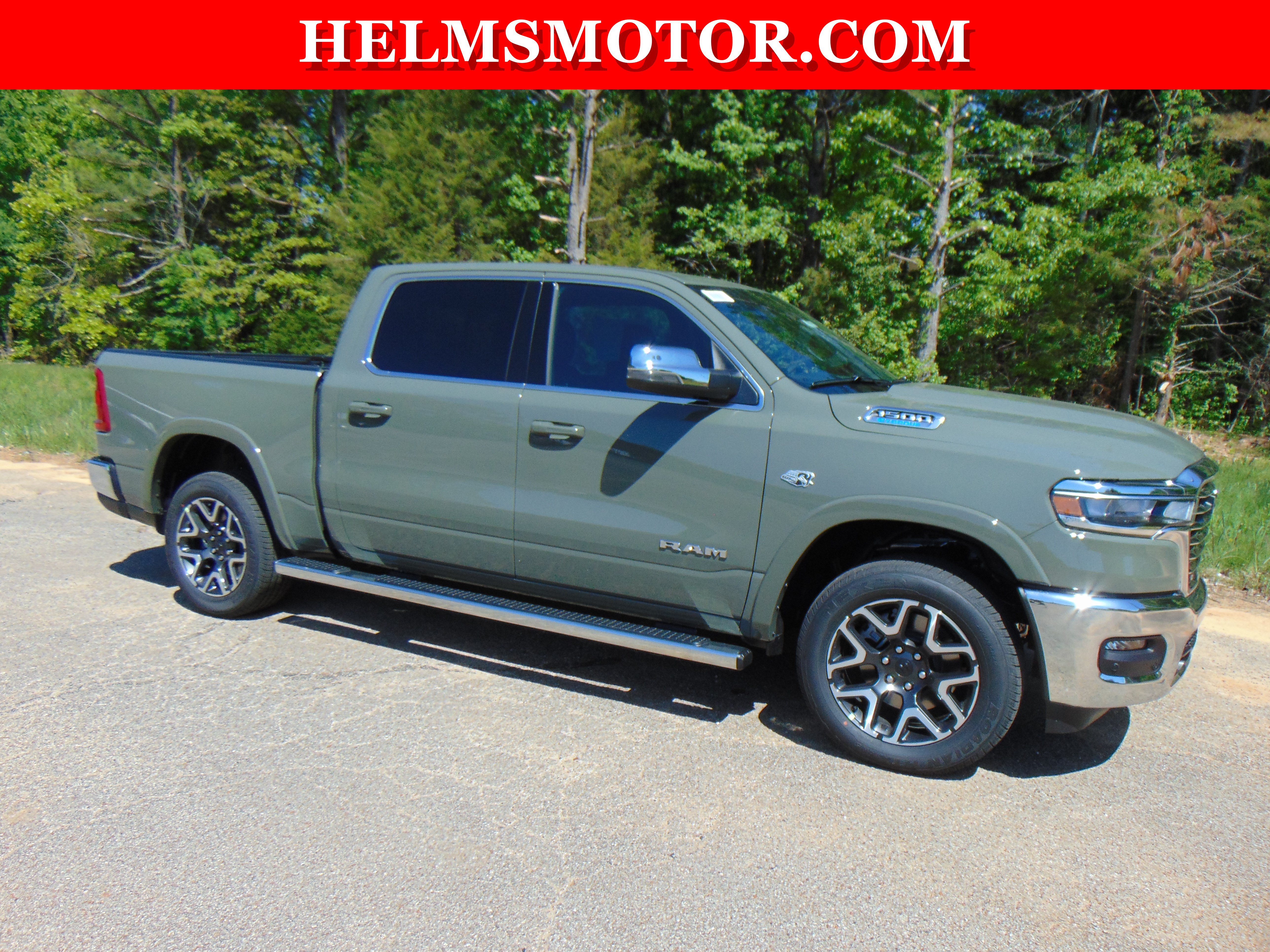 New 2026 RAM 1500 Laramie AWD/4WD image 14