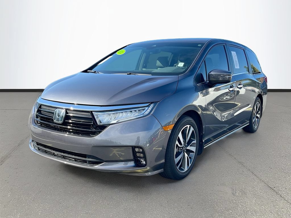 Used 2024 Honda Odyssey Touring image 3