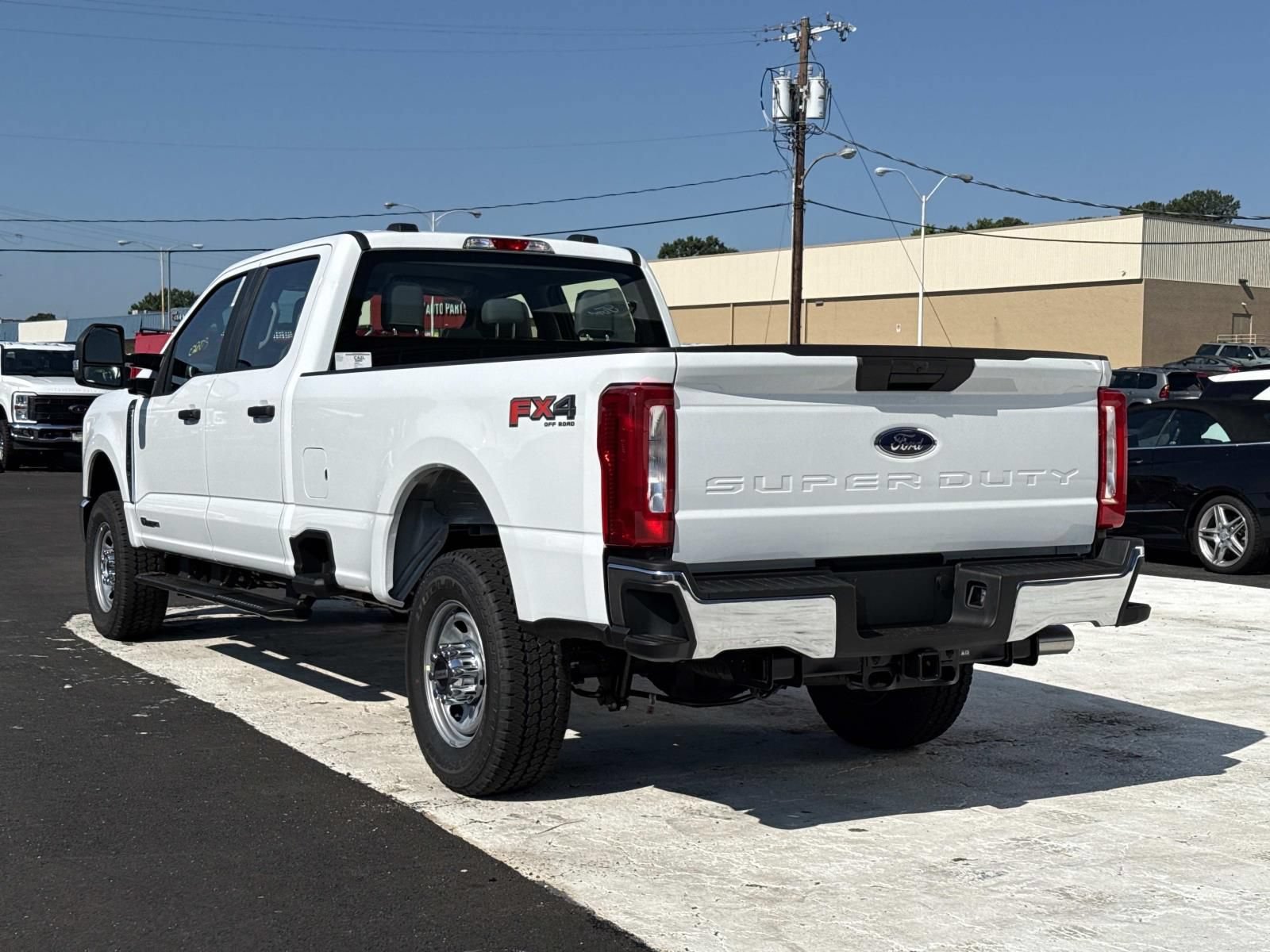 New 2026 Ford F350 XL w/ FX4 Off-Road Package AWD/4WD image 5