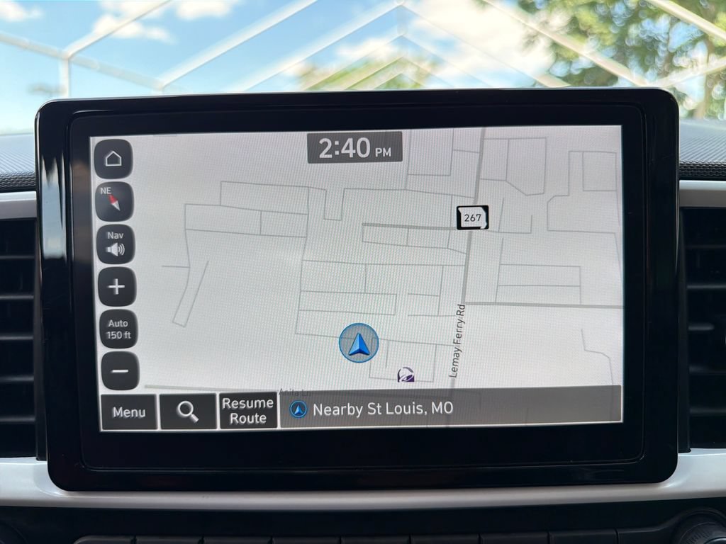 Used 2025 Hyundai Venue Limited FWD image 23