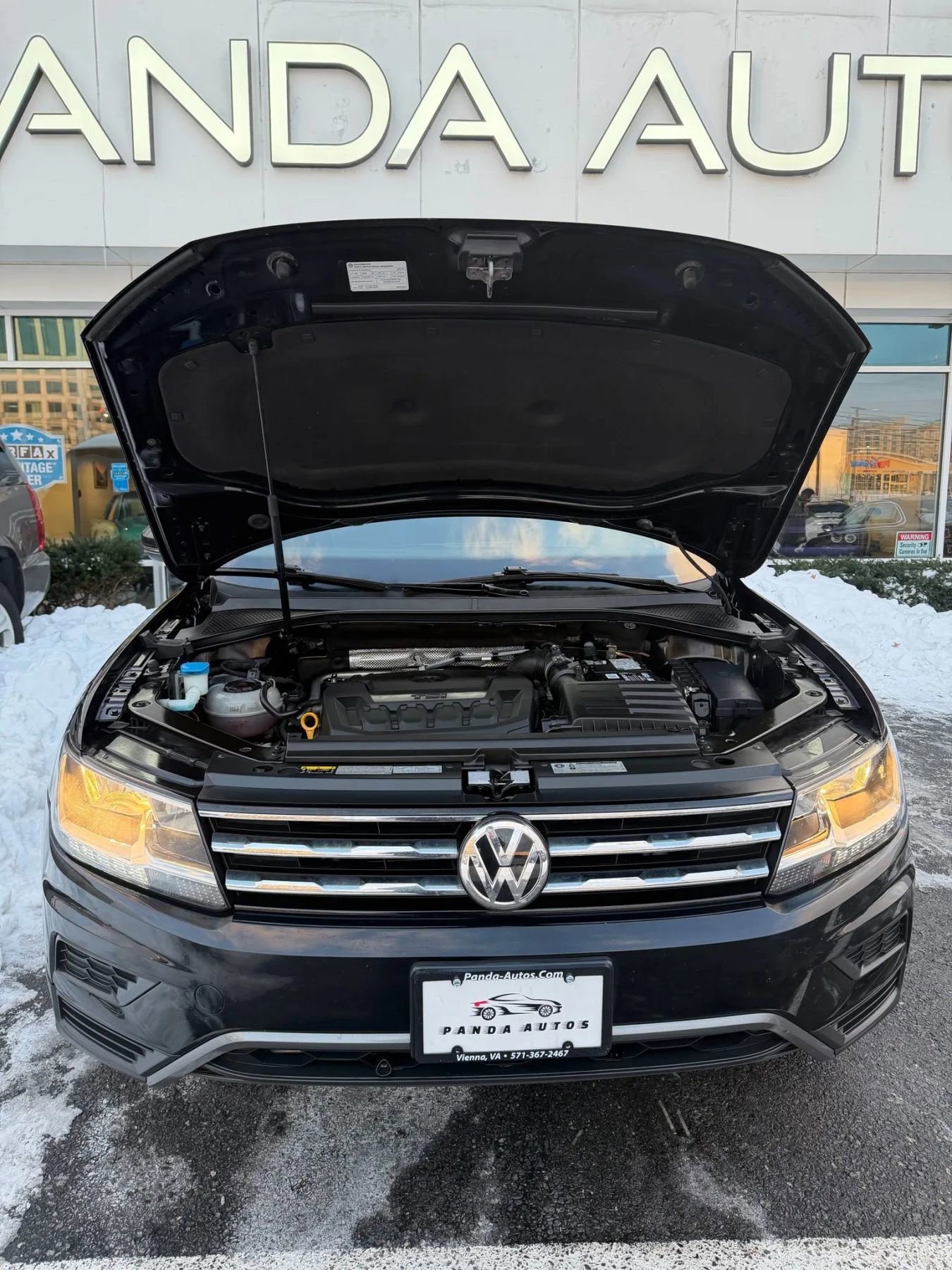 Used 2020 Volkswagen Tiguan S image 10