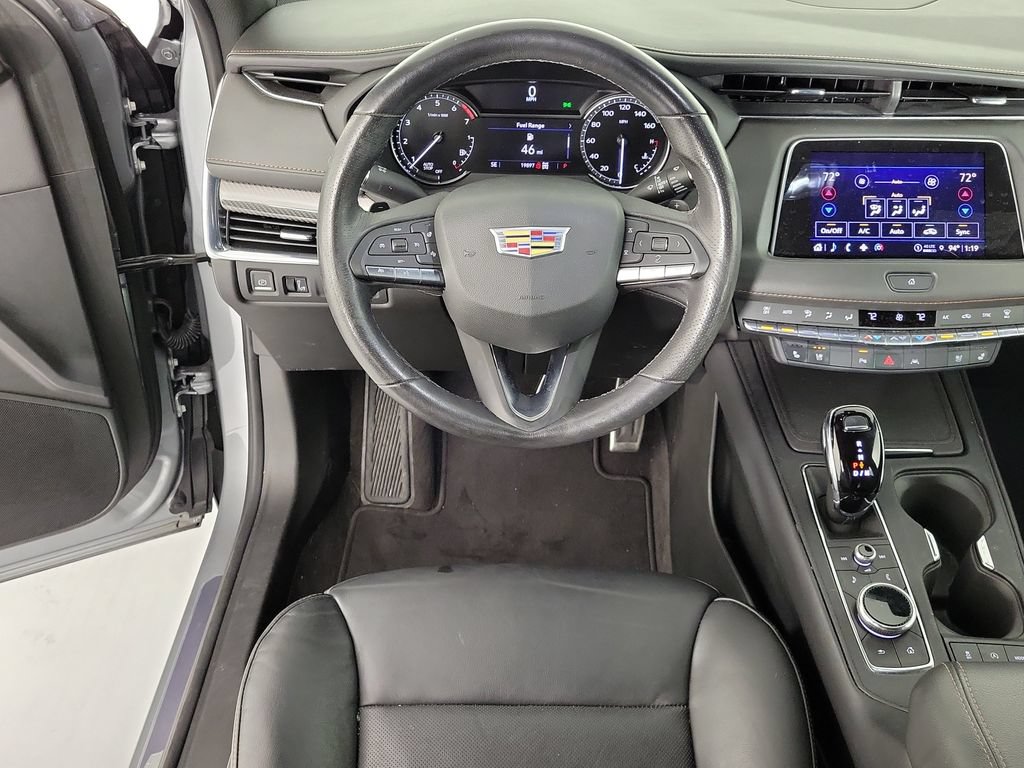 Used 2023 Cadillac XT4 Sport AWD/4WD image 17