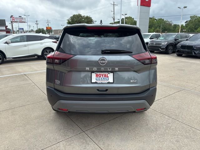 Used 2023 Nissan Rogue SV image 6