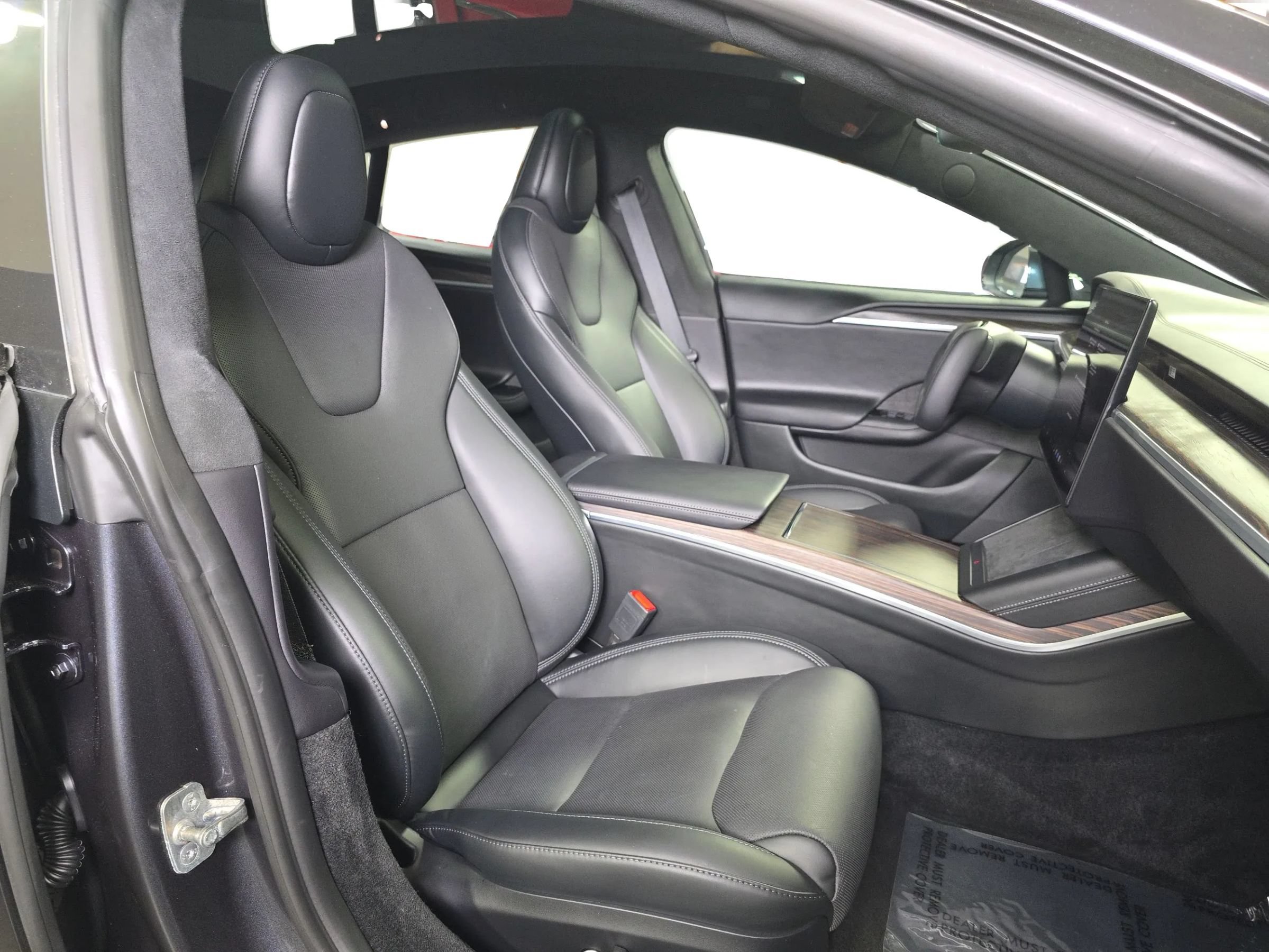 Used 2024 Tesla Model S AWD/4WD image 13