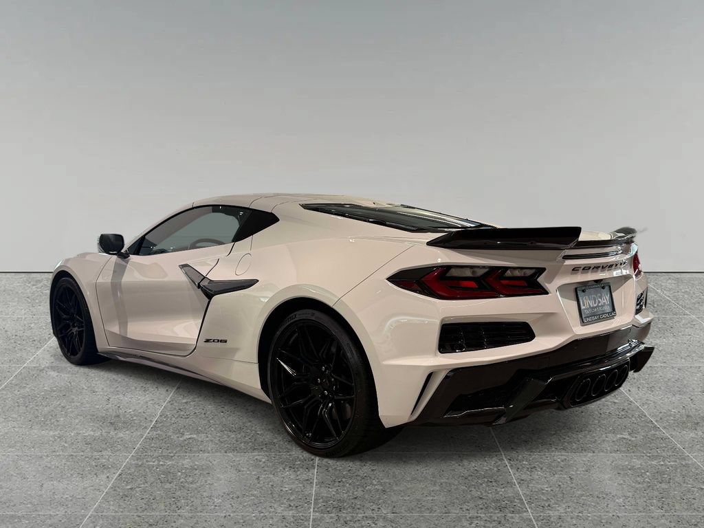 Used 2026 Chevrolet Corvette Z06 RWD image 12