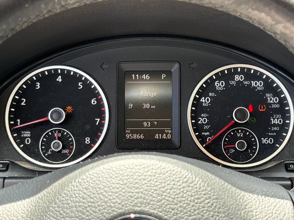Used 2017 Volkswagen Tiguan S FWD image 21