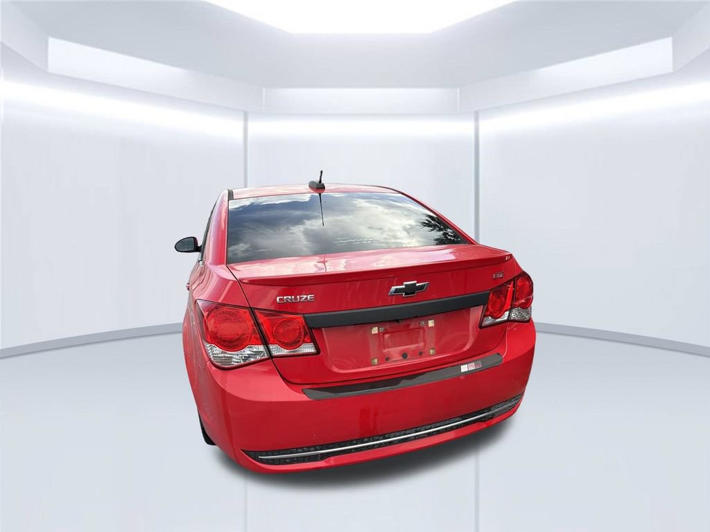 Used 2015 Chevrolet Cruze LTZ w/ Sun, Sound and Sport Package FWD image 17