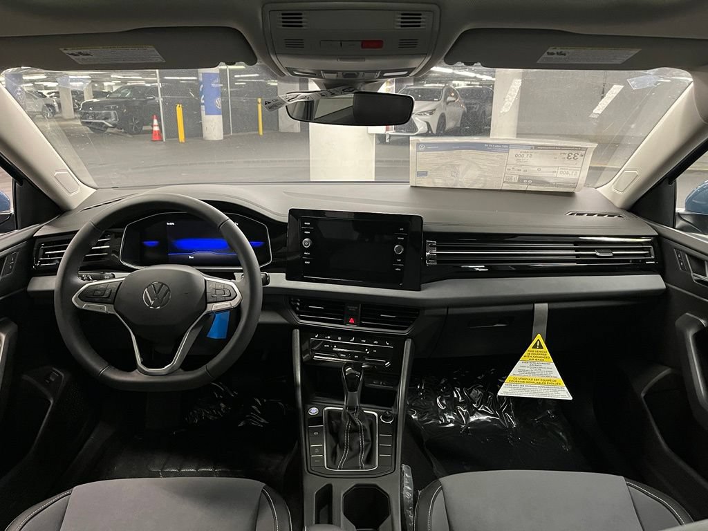 New 2027 Volkswagen Jetta SE FWD image 6