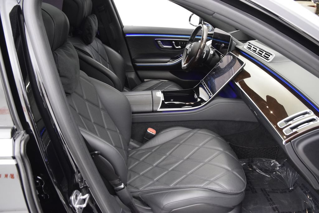 Used 2021 Mercedes-Benz Maybach S 580 4MATIC image 16